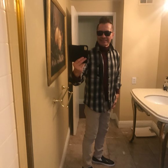 Meet your Posher, Jd - Picture 4 of 7